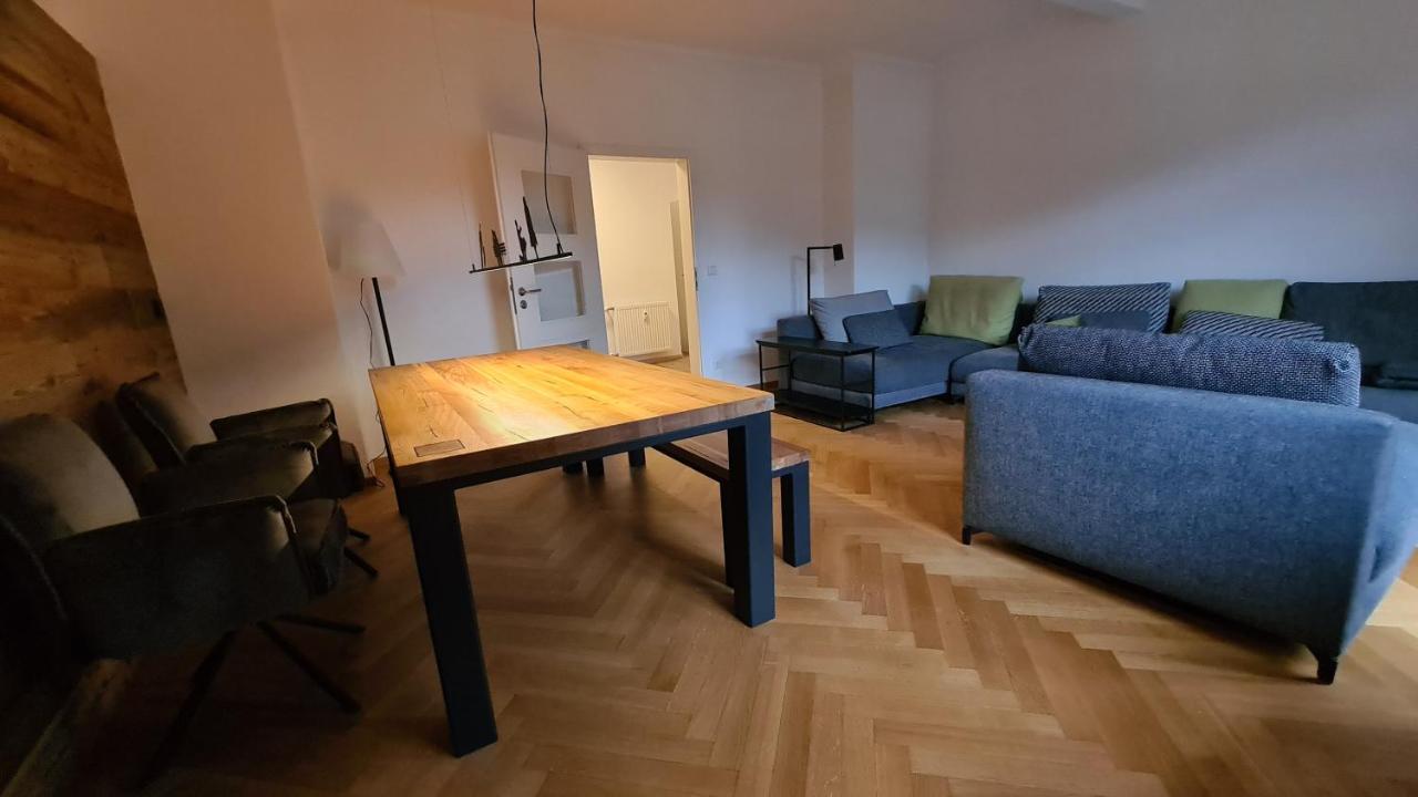 Bunter Hirsch Ferienwohnung Im Garmischer Zentrum 외부 사진
