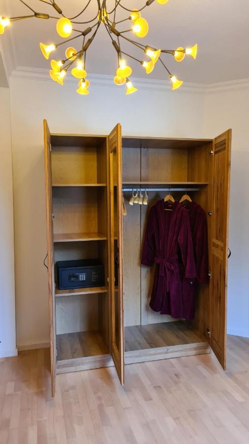 Bunter Hirsch Ferienwohnung Im Garmischer Zentrum 외부 사진