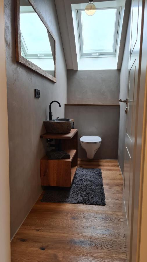 Bunter Hirsch Ferienwohnung Im Garmischer Zentrum 외부 사진